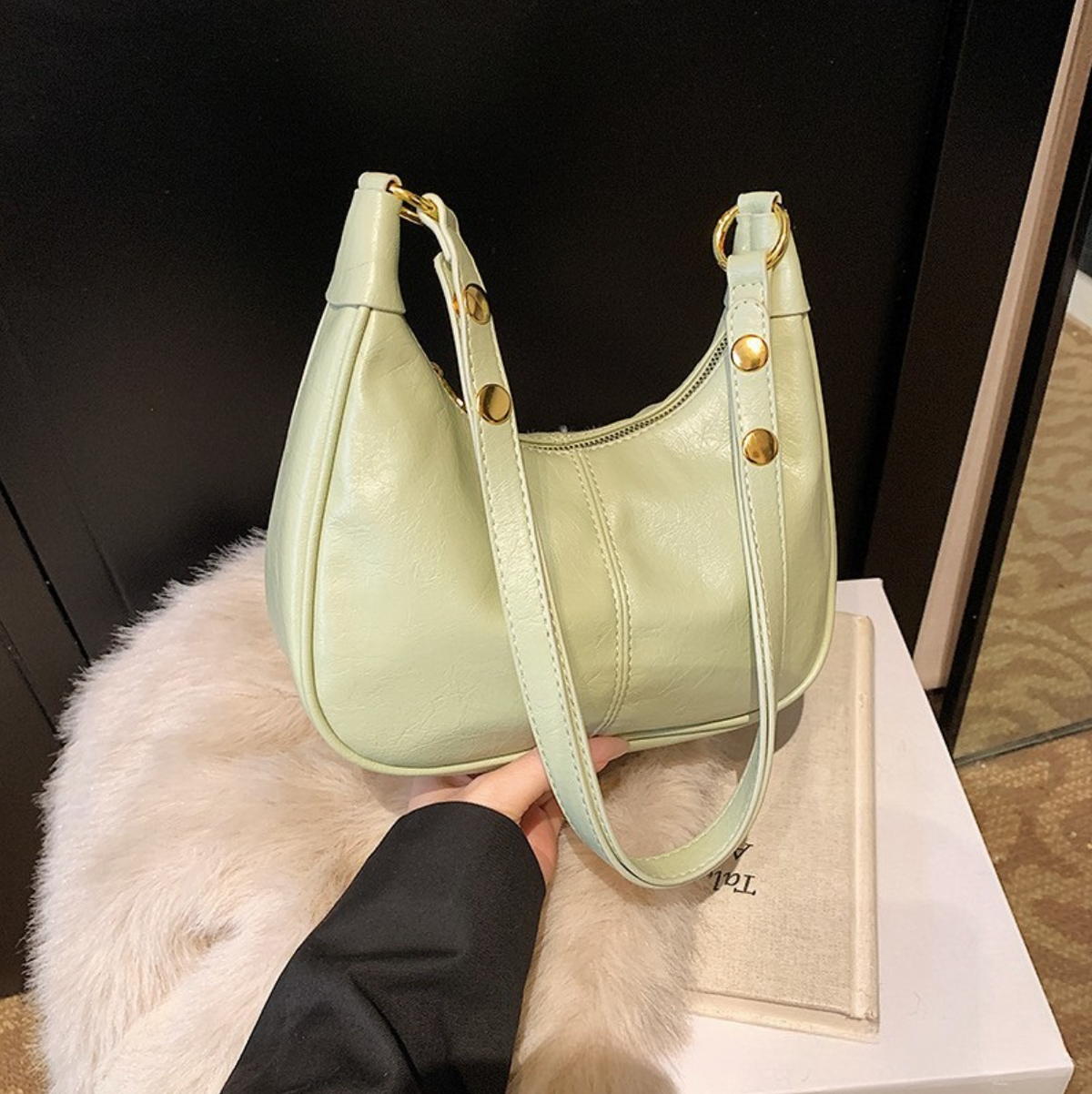 Lunara Shoulder Bag