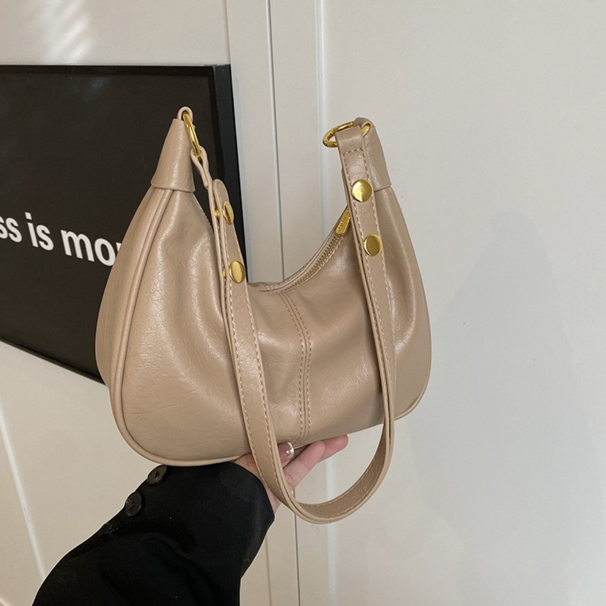 Lunara Shoulder Bag