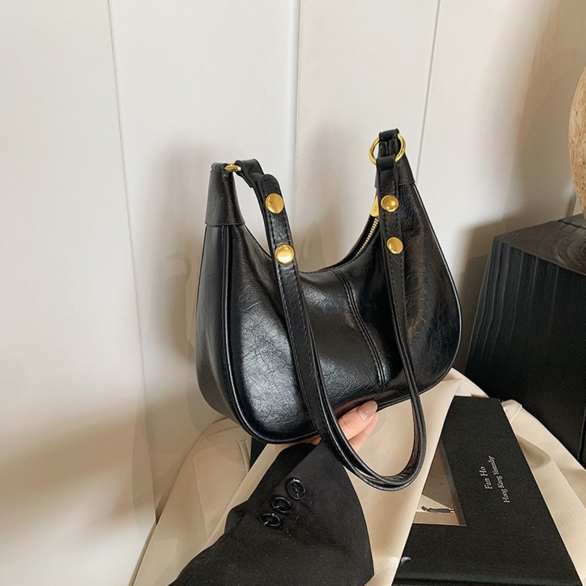 Lunara Shoulder Bag